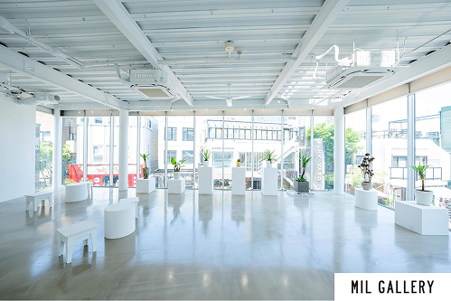自然光が入る広々としたミルギャラリー内観
